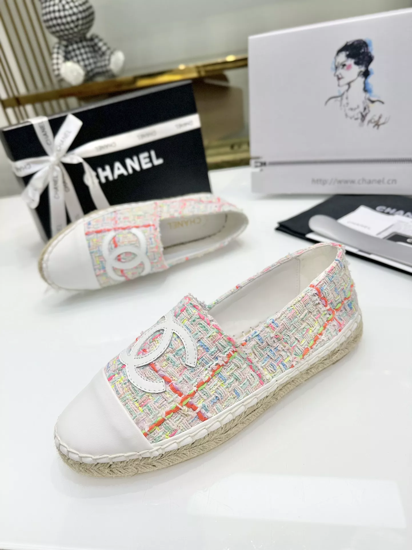 chanel flat chaussures pour femme s_12761a5